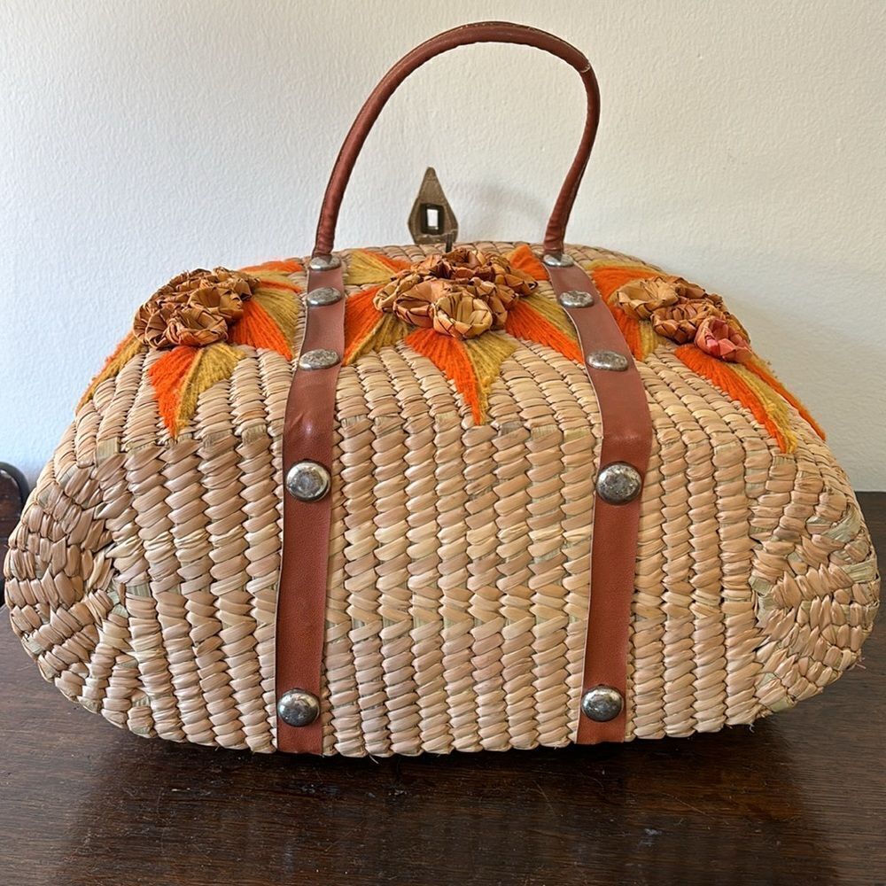 Handcrafted Floral Woven Tote Bag Vintage Orange and tan - Picture 9 of 11